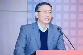 中国印钞造币总公司董事陈耀明主动投案 曾任上海印钞厂副厂长视频封面