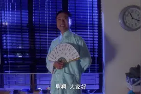四人玩碟仙游戏引来野鬼，斯文野鬼现出真身，手拿折扇自称七公子视频封面