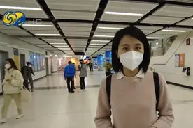 凤凰记者亲测："港漂"陆路过关无须预约，出示通行证15秒快速查验视频封面