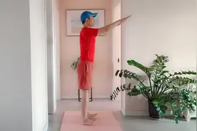肚子大赘肉多，每天这样甩手100下，甩掉大肚腩，人人都说你瘦了视频封面
