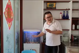 鱼缸泵不冒气泡咋回事？余月无意中发现答案，原因简单自己都笑了视频封面