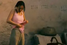 章子怡牺牲很大的电影，哥哥和弟媳身染艾滋，还能相互依靠视频封面