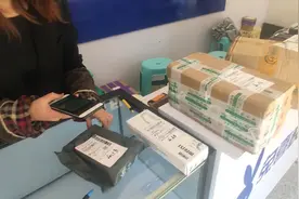 河南小夫妻穷游中国，旅行网购快递有妙招，分享给大家少走弯路