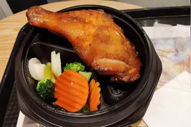 肯德基霸气归来的港式脆皮鸡腿饭，26元一份到底值不值视频封面