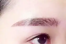 纹眉毛的女生越来越多，到底好不好？业内人士告诉你答案，都看看视频封面