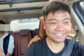 西藏这个县挖虫草每户都发财，外地媳妇嫁过去必须3年才可以去挖视频封面