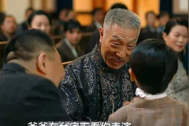 魔术师大变活人，竟然真的把小孩变没了！视频封面