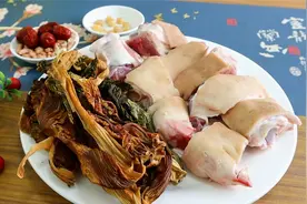 猪脚加1把菜干，天热这做法太开胃了，不用饭光吃它就吃到撑真香视频封面