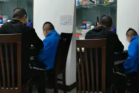 理科学霸爸爸辅导孩子数学，一看考试43分懵了：在崩溃的边缘游走视频封面