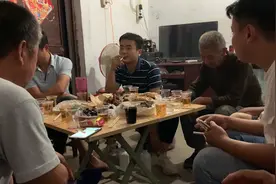 河南农村结婚前几天，近门子长辈要讨论啥事？这习俗你见过吗？视频封面
