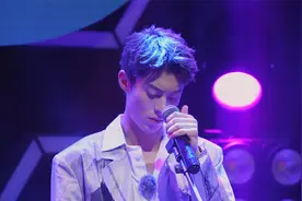 全力以赴的行动派：上才艺！王鹤棣走心演唱TY作品《没取名的歌》视频封面