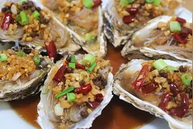 饭店一份58元的生蚝，3分钟教你在家做，成本才10块钱，味道绝了视频封面