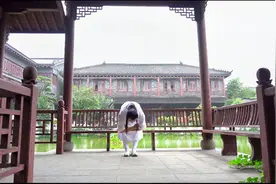 教你3个动作瘦肚子，瘦全身，早晚坚持，快速变美减肥不难视频封面