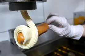 【韩国街头美食】油条的花式吃法，硬是做出了我买不起的样子！视频封面
