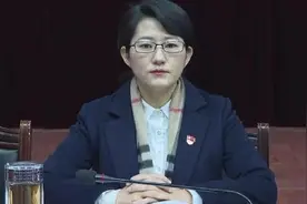 云南一女县长被双开：口口声声说要廉政建设，背后却偷偷贪污受贿视频封面