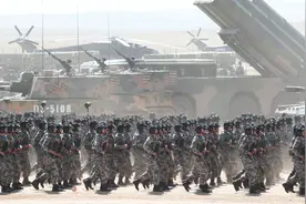 中国曾有70多个纵队，但你知纵队是什么编制？一个纵队有多少人？视频封面
