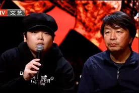 荒诞现实主义话剧《我不是潘金莲》片段，张歆艺倾情演绎丨文艺视频封面