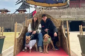 何润东林姵希结婚七周年，夫妻俩先后发文秀恩爱，可惜至今没生娃视频封面