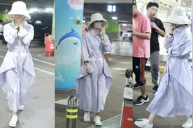 赵丽颖产后独自现身机场，捂脸娇羞似少女视频封面