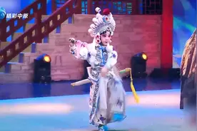梨园春：《白蛇传》起源河南鹤壁，听蒙曼讲它是如何南迁西湖边的视频封面