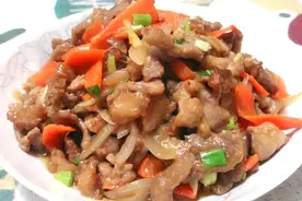 炒肉不要用淀粉抓拌，试试这样做，炒出来的肉又滑又嫩视频封面