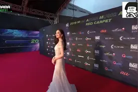 中国女星亮相韩国综艺，baby艳压全场！戚薇照片一出惊呆韩国人视频封面