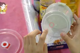 塑料瓶放冰箱会致癌？原来塑料瓶也分等级，涨知识了！