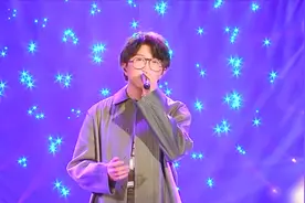 《歌手》毛不易周深神仙打架，《一荤一素》唱哭观众，嗓音太动听视频封面