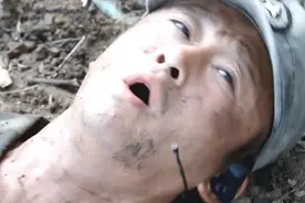 明明是生死危机时刻，你还有时间开这样的玩笑，一会吓我一会逗我视频封面