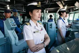 一路如坐火箭般被提拔，日本48岁女舰长风韵犹存，传和美司令有染视频封面