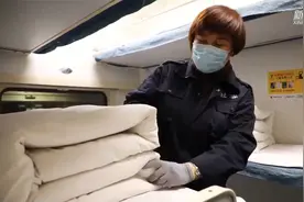 高手！2小时换132套卧具视频封面