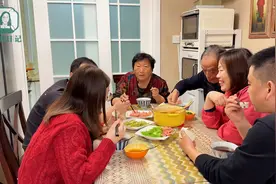 弟媳孕检结果贫血，燕子安排猪肝汤和五红粥，想吃啥就吃啥视频封面