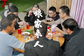 土窑版豆酱焗鸡，那叫一个香，这才是烤鸡最好吃的做法视频封面