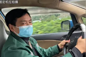 每一种工作都有它的价值体现，不应该有高低贵贱之分。视频封面