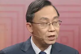 石斛和西洋参做药膳既可以滋阴补气，还能增强抵抗力视频封面