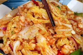 过年大鱼大肉吃腻了，教你凉拌辣白菜，香辣脆爽，解腻又下饭