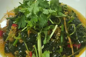 天热，做个简单的凉拌海带苗，福建霞浦的特色菜，鲜嫩又爽口视频封面