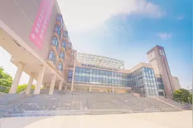 实拍四川外国语大学，真是美女如云的地方视频封面