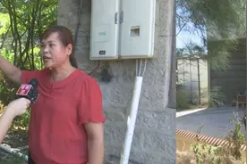 养猪场盖在自建房旁不到三十米处，村民：太臭了，根本没办法住！视频封面