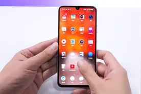 【坚果Pro3体验评测】抛开情怀，少了老罗的锤子，反倒更好用了？视频封面