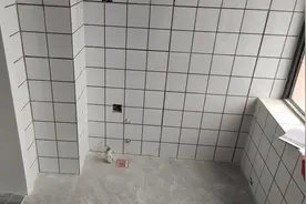 定制阳台洗衣柜遇到问题，尺寸超出来不好看，这可怎么解决视频封面