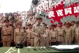 麦克阿瑟人生巅峰，统治日本7年成为太上皇，因得罪一人跌落神坛视频封面