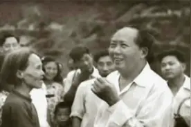 1959年，毛主席回韶山再见革命烈士遗孀，激动地喊：革命胜利了视频封面