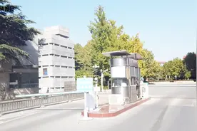 为什么很多大学喜欢在北京昌平建学校，大学都挨着特别进，谁知道视频封面