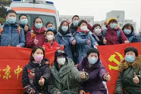 武汉协和医院西院院长：驰援武汉的北京136人医疗队是定海神针视频封面