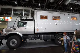 奔驰Zetros 6x6 越野房车（无字幕）视频封面