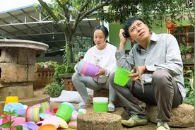 怀孕媳妇养多肉上瘾，忍不住买了好多花盆，这也太便宜了视频封面