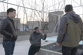 农村小伙定亲，说好20万的彩礼，隔天再加5万，这婚到底该不该结视频封面