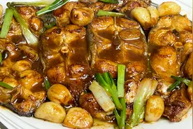 黄豆酱焖钳鱼，肉质鲜嫩入味，开胃下饭，太好吃了