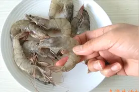 冻虾怎么买，如何辨别是否新鲜？教你一招，买的虾尾尾新鲜，真棒视频封面